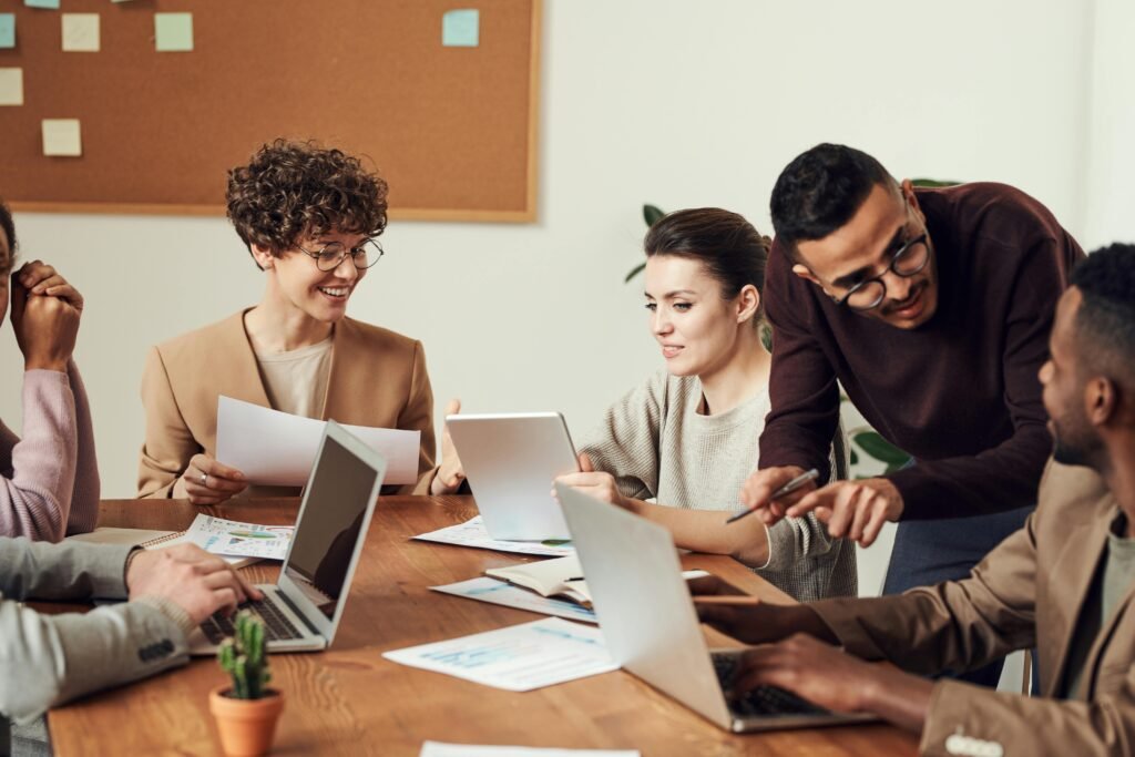 Beneficios de la Integración de Servicios: Mejorando la Eficiencia y Reducción de Costos